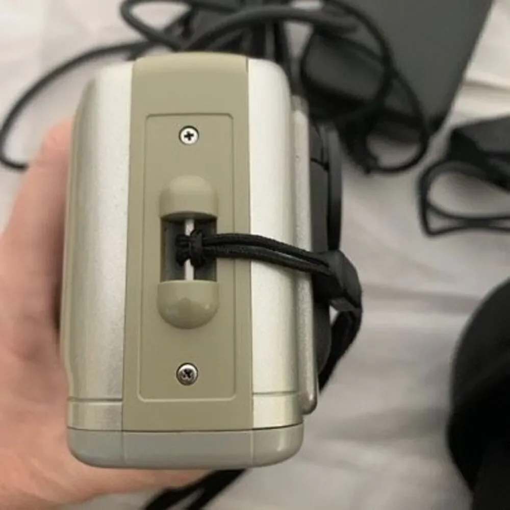 Kodak DC200 Digital Camera & Accessories *Not working*
